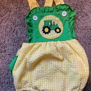 Toddler girl boutique outfits, size 12 months